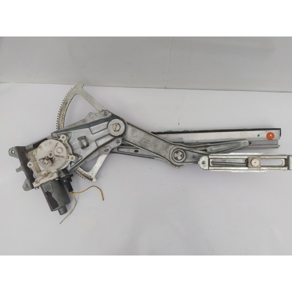 Máquina Vidro Dianteira Direita Chevrolet Montana 2009 2010