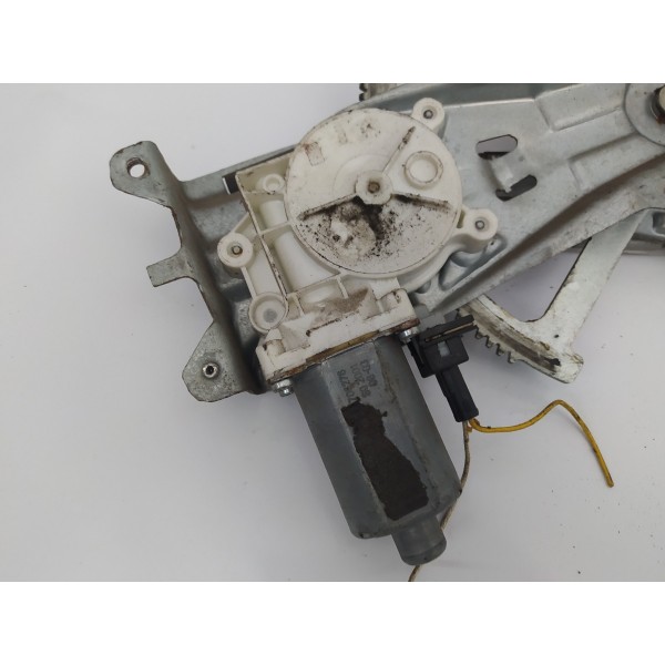 Máquina Vidro Dianteira Direita Chevrolet Montana 2009 2010