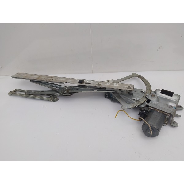 Máquina Vidro Dianteira Direita Chevrolet Montana 2009 2010