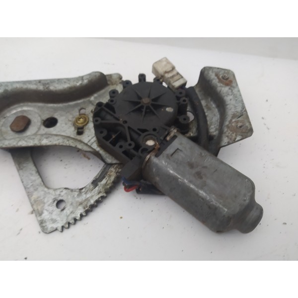 Máquina Vidro Dianteira Direita Chevrolet Omega 1998 1999