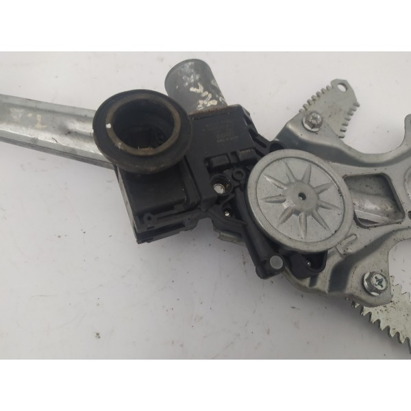 Máquina Vidro Traseira Esquerda Nissan Kicks 2016 2017