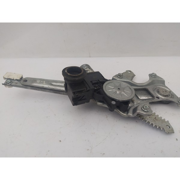 Máquina Vidro Traseira Esquerda Nissan Kicks 2016 2017