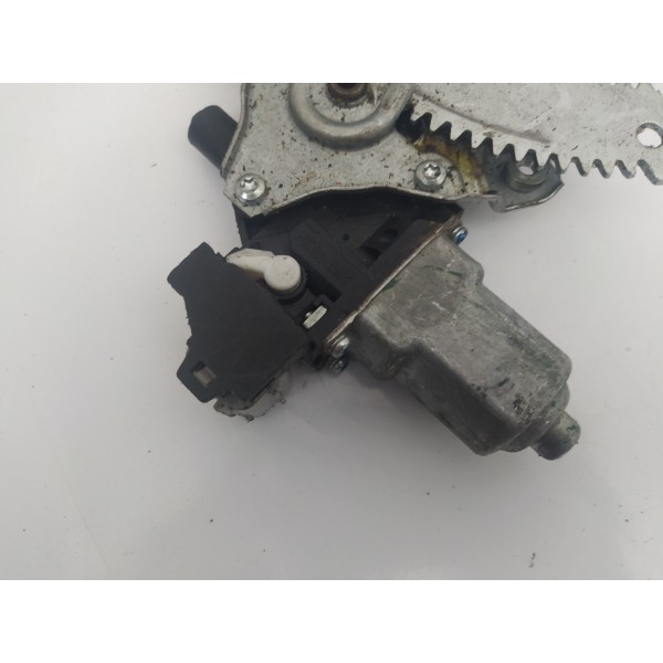 Máquina Vidro Traseira Direita Nissan Versa 2013 2014