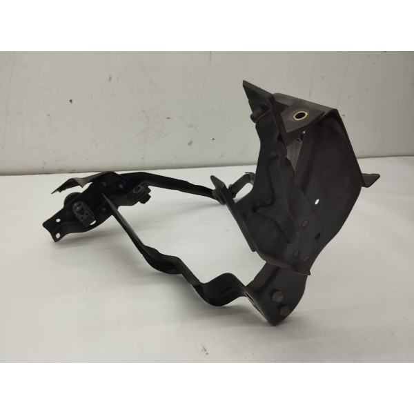 Suporte Farol Direito Mercedes C180 Cgi 2012