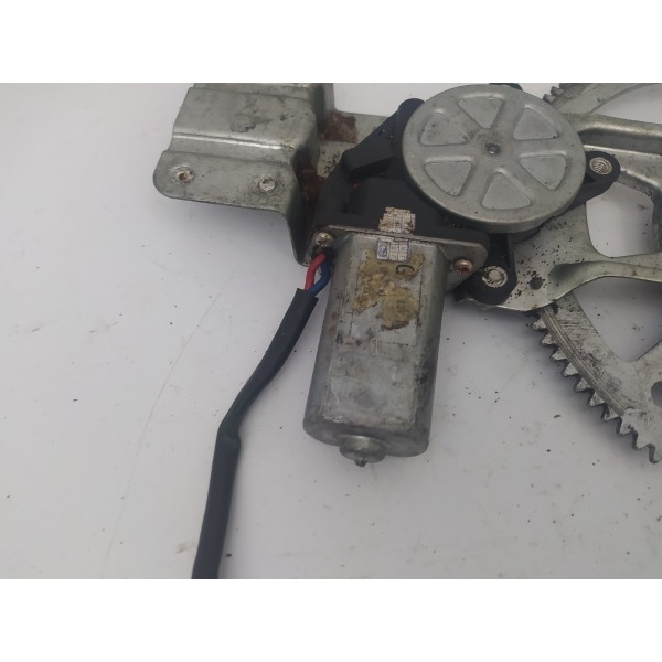 Máquina Vidro Dianteira Direita Chevrolet Corsa 2000 2001