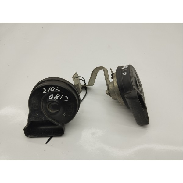 Par Buzinas Mercedes C180 Cgi 2012