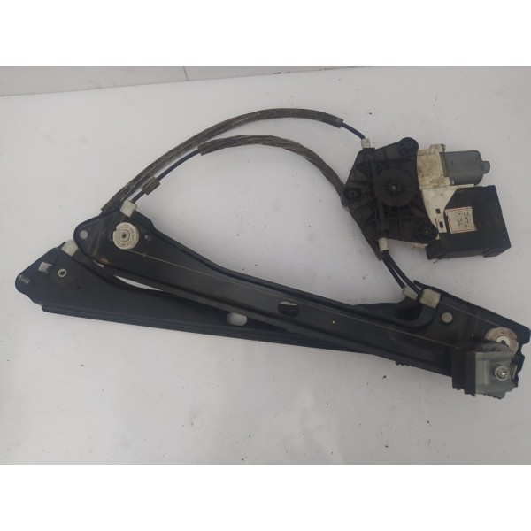 Máquina Vidro Dianteira Esquerda Volkswagen Jetta 2014 2015