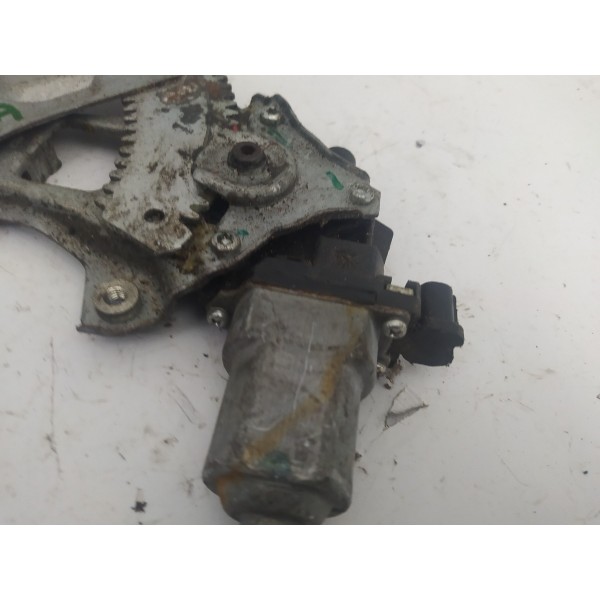 Máquina Vidro Dianteira Esquerda Nissan Versa 2013 2014