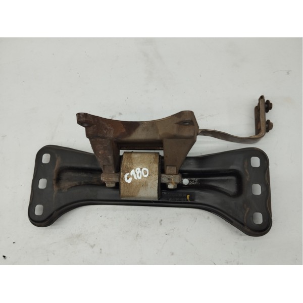 Travessa Suporte Motor Mercedes C180 C200 2008 A 2012