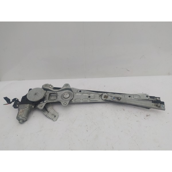 Máquina Vidro Dianteira Esquerda Nissan March 2013 2014