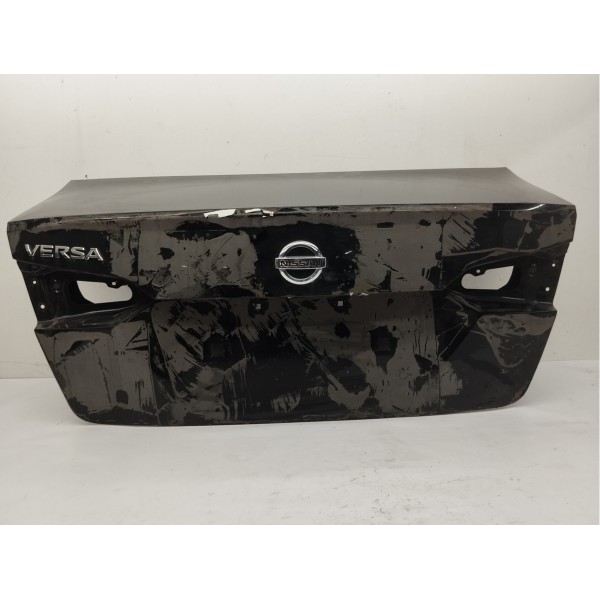 Tampa Traseira Nissan Versa 2023 2024