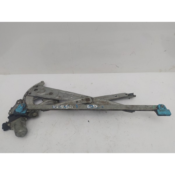 Máquina Vidro Dianteira Direita Nissan Versa 2013 2014