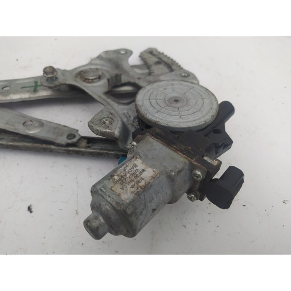 Máquina Vidro Dianteira Direita Nissan Versa 2013 2014