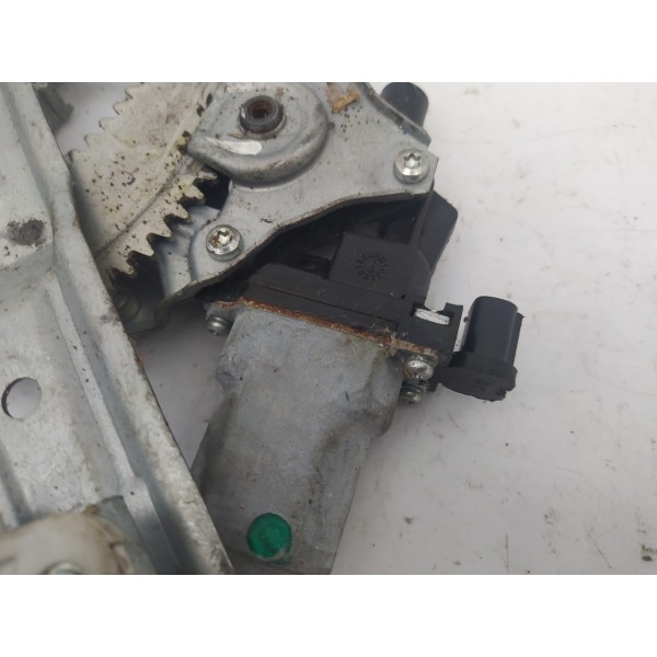 Máquina Vidro Traseira Direita Nissan Versa 2013 2014