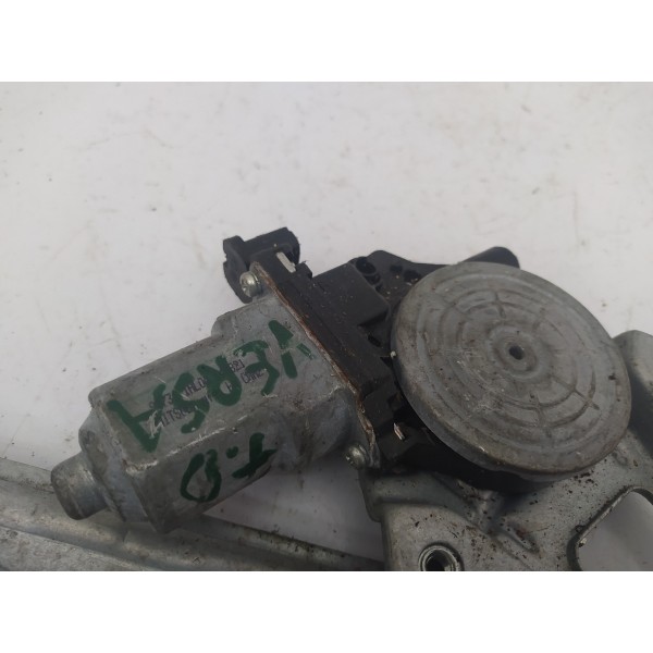 Máquina Vidro Traseira Direita Nissan Versa 2013 2014