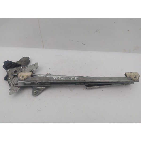 Máquina Vidro Traseira Esquerda Nissan Tiida 2008 2009