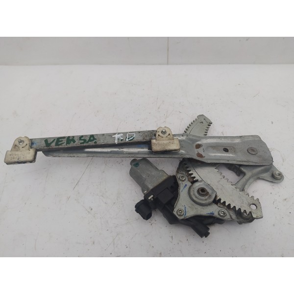 Máquina Vidro Traseira Direita Nissan Versa 2013 2014