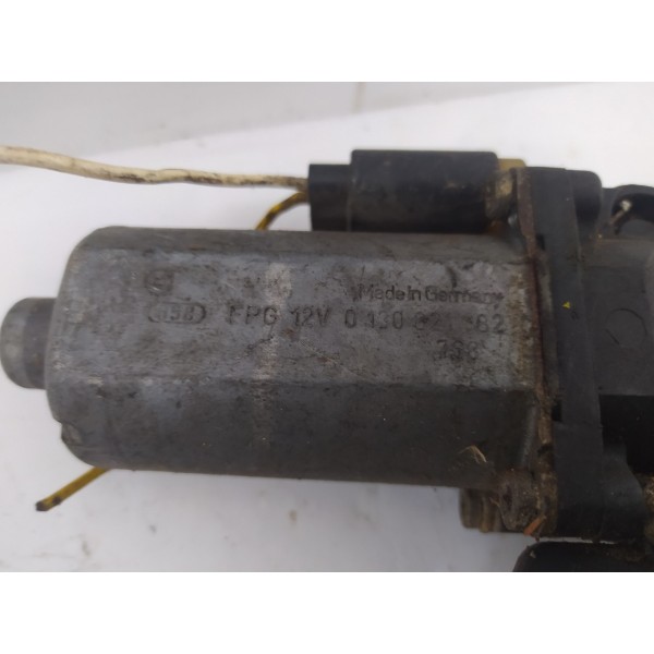 Máquina Vidro Dianteira Esquerda Ford Fiesta 2 Portas 1998