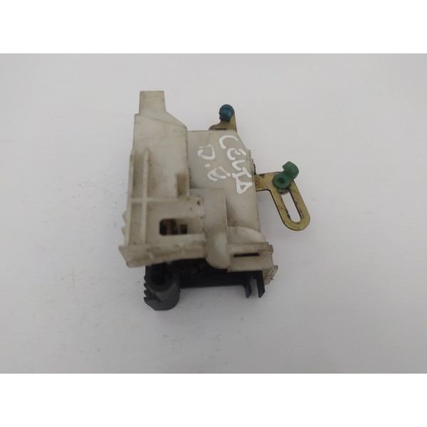 Fechadura Porta Dianteira Esquerda Chevrolet Celta 2007 2008