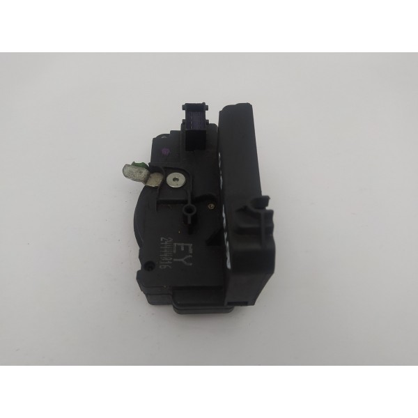 Fechadura Porta Dianteira Direita Chevrolet Astra 2005 2006