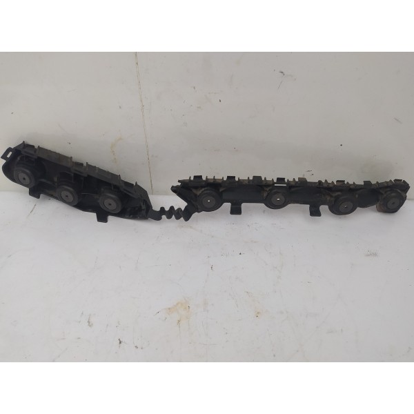 Guia Parachoque Traseiro Esquerdo Chevrolet Prisma 2019