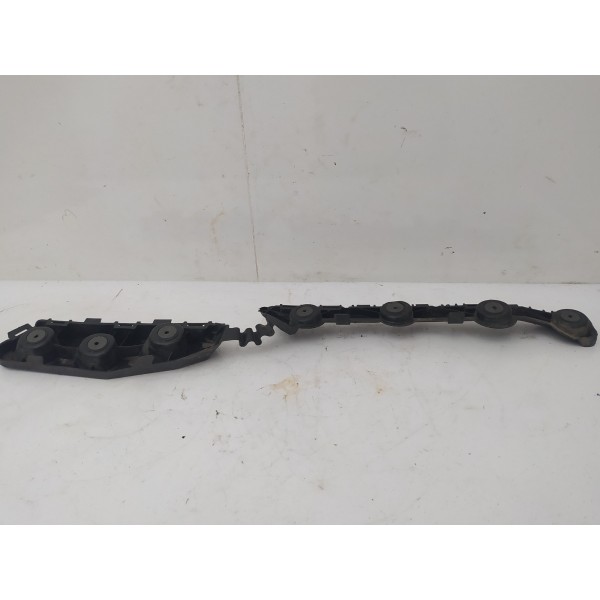 Guia Parachoque Traseiro Esquerdo Chevrolet Prisma 2019