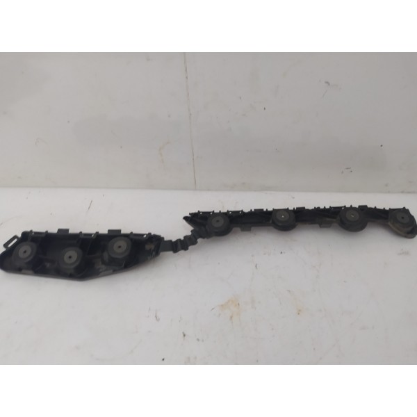 Guia Parachoque Traseiro Esquerdo Chevrolet Prisma 2019