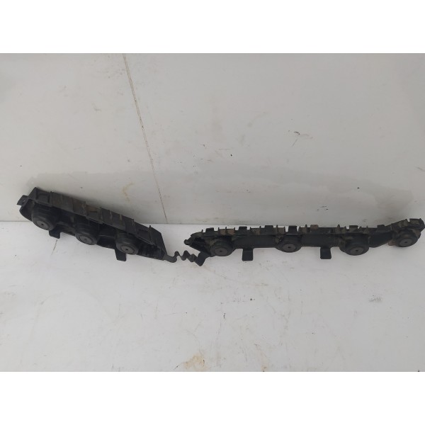 Guia Parachoque Traseiro Esquerdo Chevrolet Prisma 2019