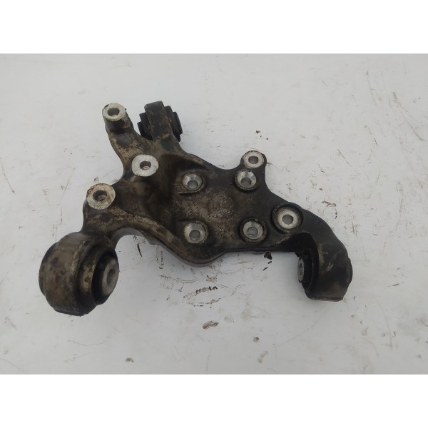 Montante Manga Eixo Traseiro Esquerdo Mercedes B200 2014