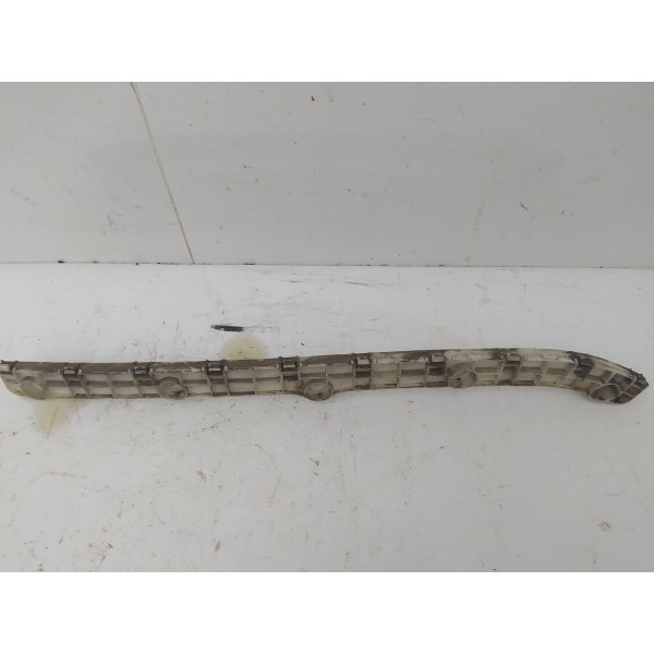 Guia Parachoque Traseiro Direito Pajero Dakar 2013