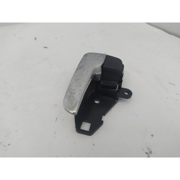 Maçaneta Interna Traseira Esquerda Pajero Dakar 2013