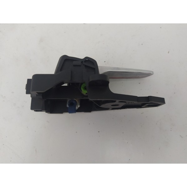 Maçaneta Interna Dianteira Direita Pajero Dakar 2013