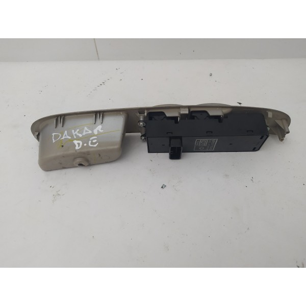 Botão Comando Vidro Dianteiro Esquerdo Pajero Dakar 2013