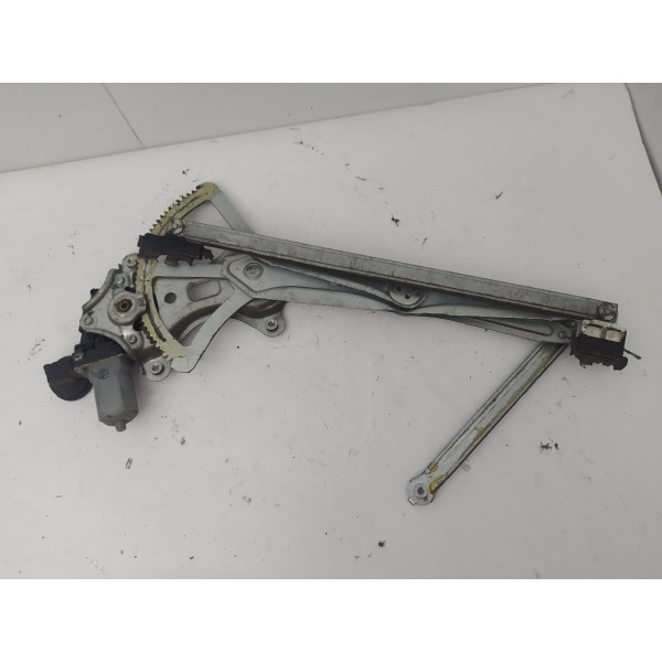 Máquina Vidro Dianteira Direita Toyota Hilux Sw4 2013 2014