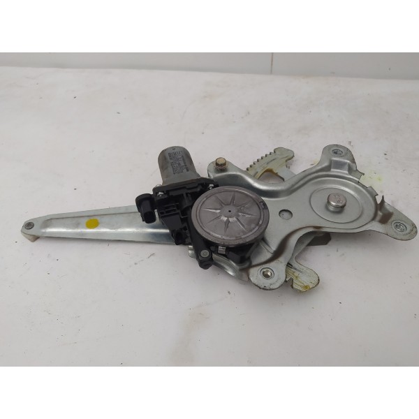 Máquina Vidro Traseira Esquerda Toyota Hilux Sw4 2013 2014