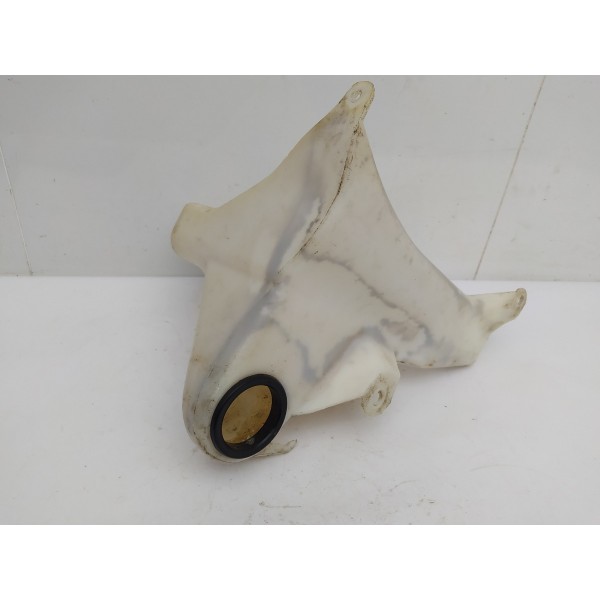 Reservatório Água Limpador Toyota Hilux Sw4 3.0 2013 2014