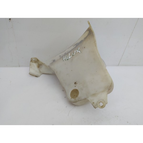 Reservatório Água Limpador Toyota Hilux Sw4 3.0 2013 2014