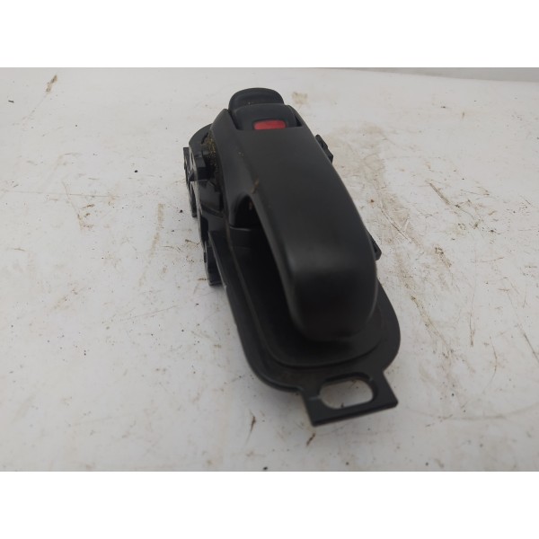 Maçaneta Interna Dianteira Direita Nissan Livina 2010 2011