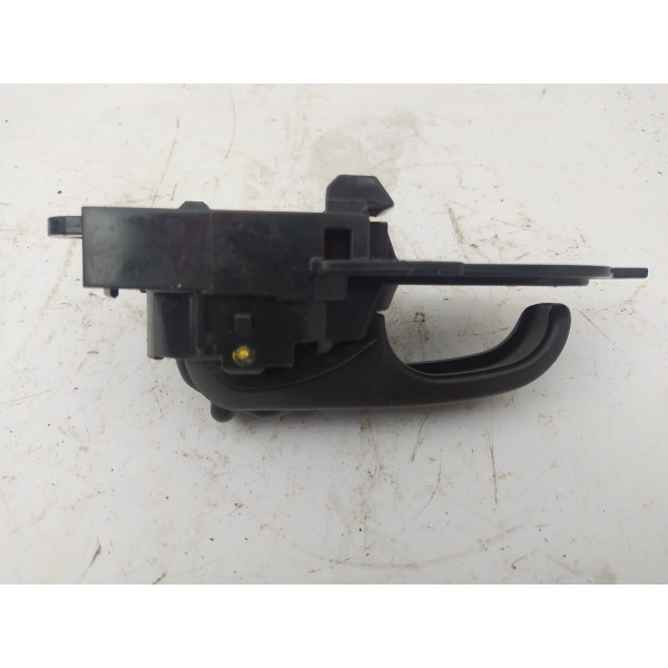 Maçaneta Interna Dianteira Direita Nissan Livina 2010 2011