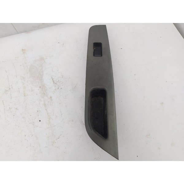 Botão Comando Vidro Dianteiro Direito Nissan Livina 2011