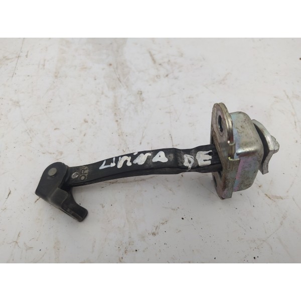 Limitador Porta Dianteira Esquerda Nissan Livina 2010 2011