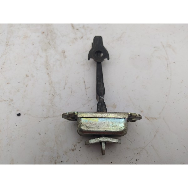 Limitador Porta Dianteira Esquerda Nissan Livina 2010 2011