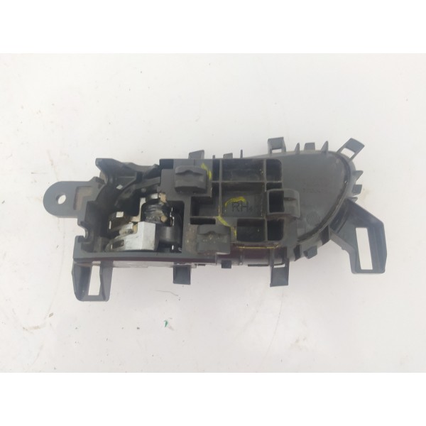 Maçaneta Interna Dianteira Direita Nissan Sentra 2015 2016