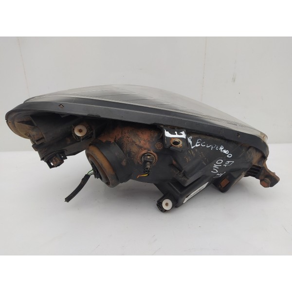Farol Esquerdo Máscara Negra Fiat Uno 2018 2019 Recuperado