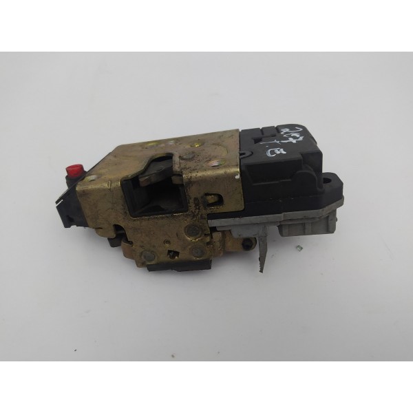 Fechadura Porta Traseira Esquerda Peugeot 206 207 2007 2008