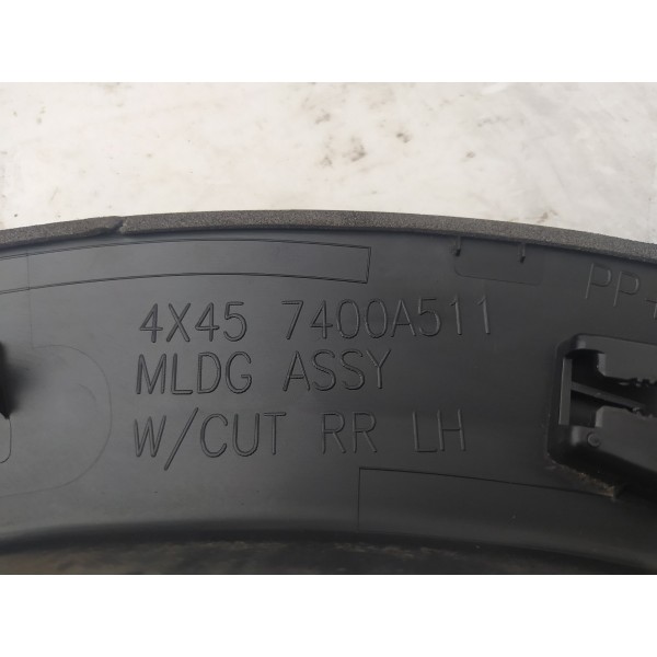 Moldura Paralama Traseiro Esquerdo Eclipse Cross 2020 2021