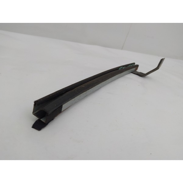 Guia Vidro Porta Traseira Direita Nissan Livina 2011 2012