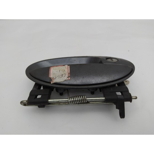Maçaneta Externa Dianteira Direita Chevrolet Celta 2012 2013