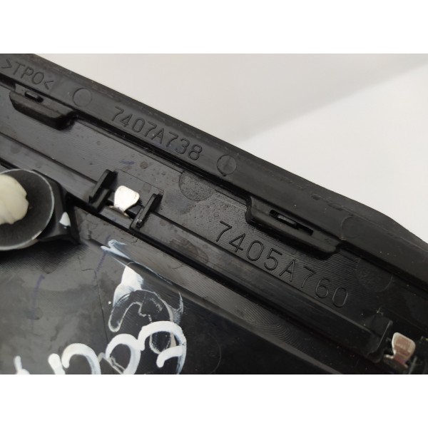 Moldura Externa Porta Traseira Direita Eclipse Cross 2020