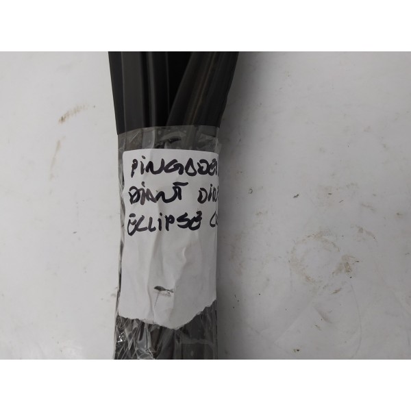 Borracha Pingadeira Dianteira Direita Eclipse Cross 2020 21